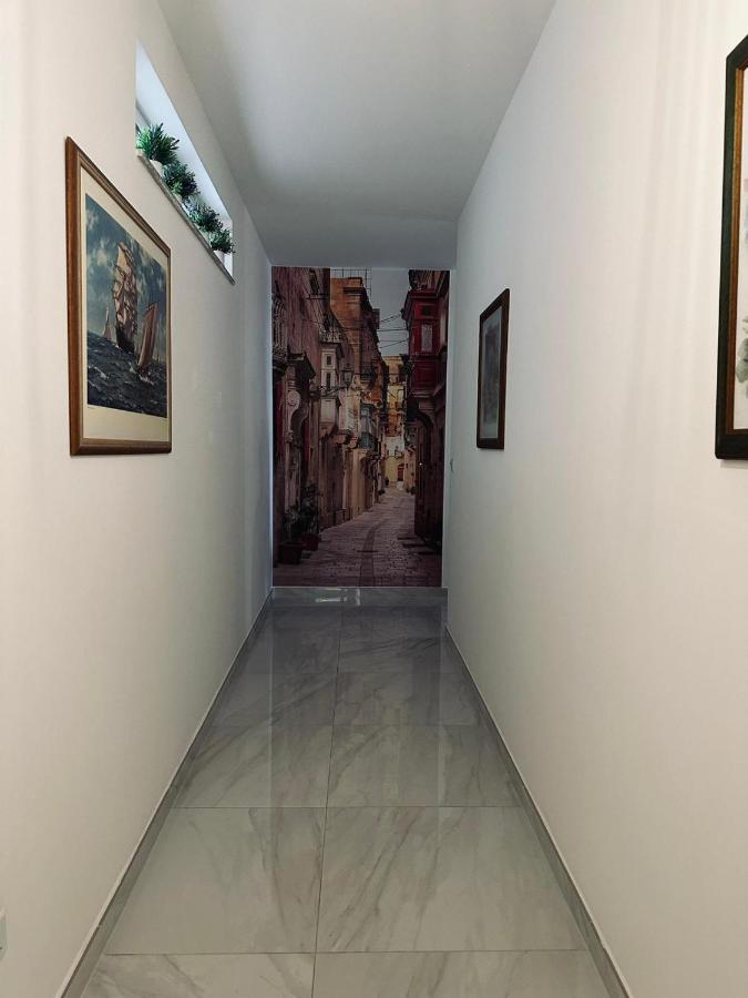 Seaside Accomodation Marsaskala Bagian luar foto
