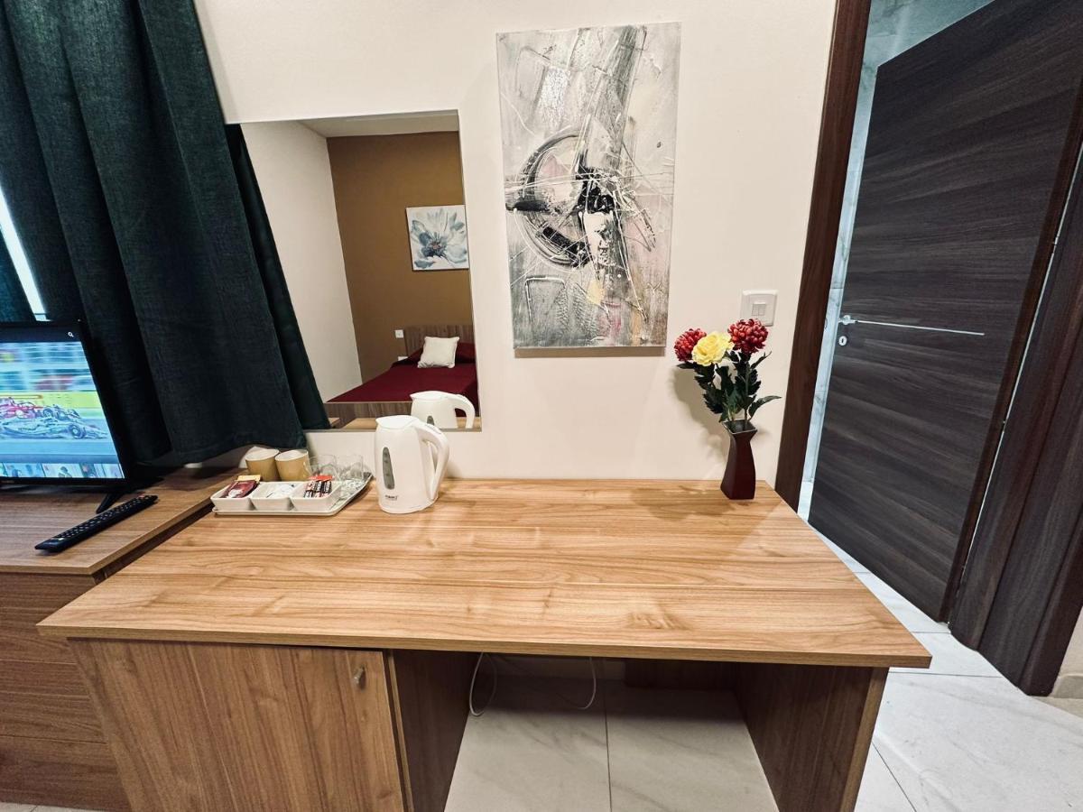 Seaside Accomodation Marsaskala Bagian luar foto